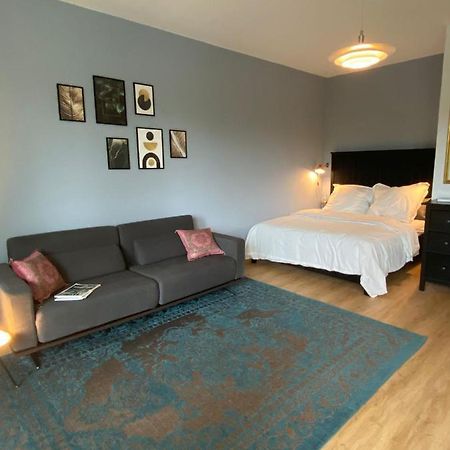 Beautiful Apartment With Balcony Berlin Dış mekan fotoğraf