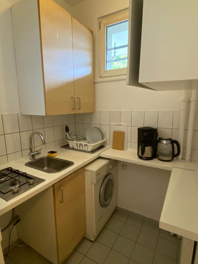Beautiful Apartment With Balcony Berlin Dış mekan fotoğraf