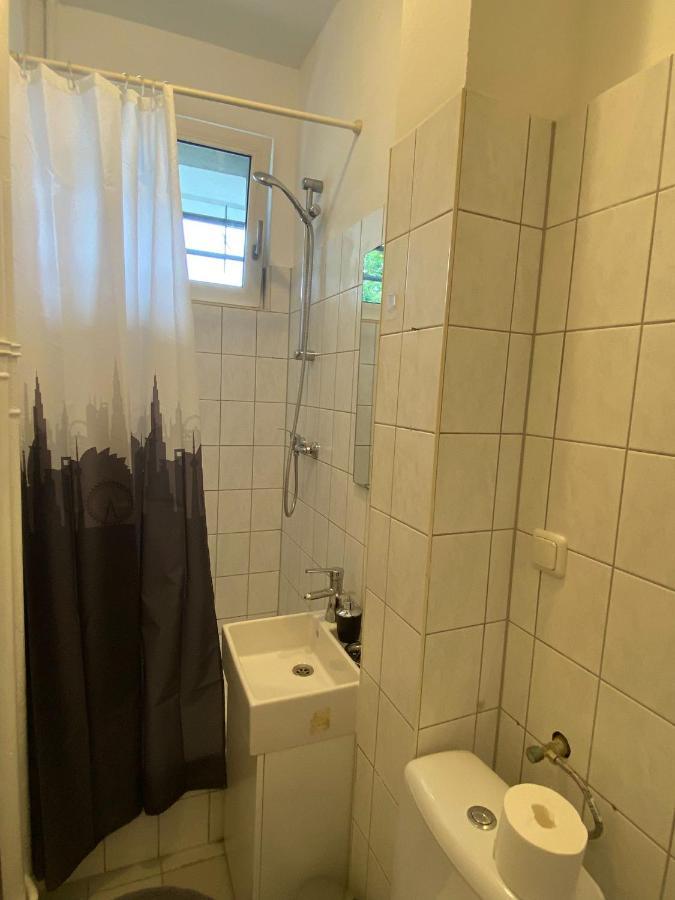 Beautiful Apartment With Balcony Berlin Dış mekan fotoğraf